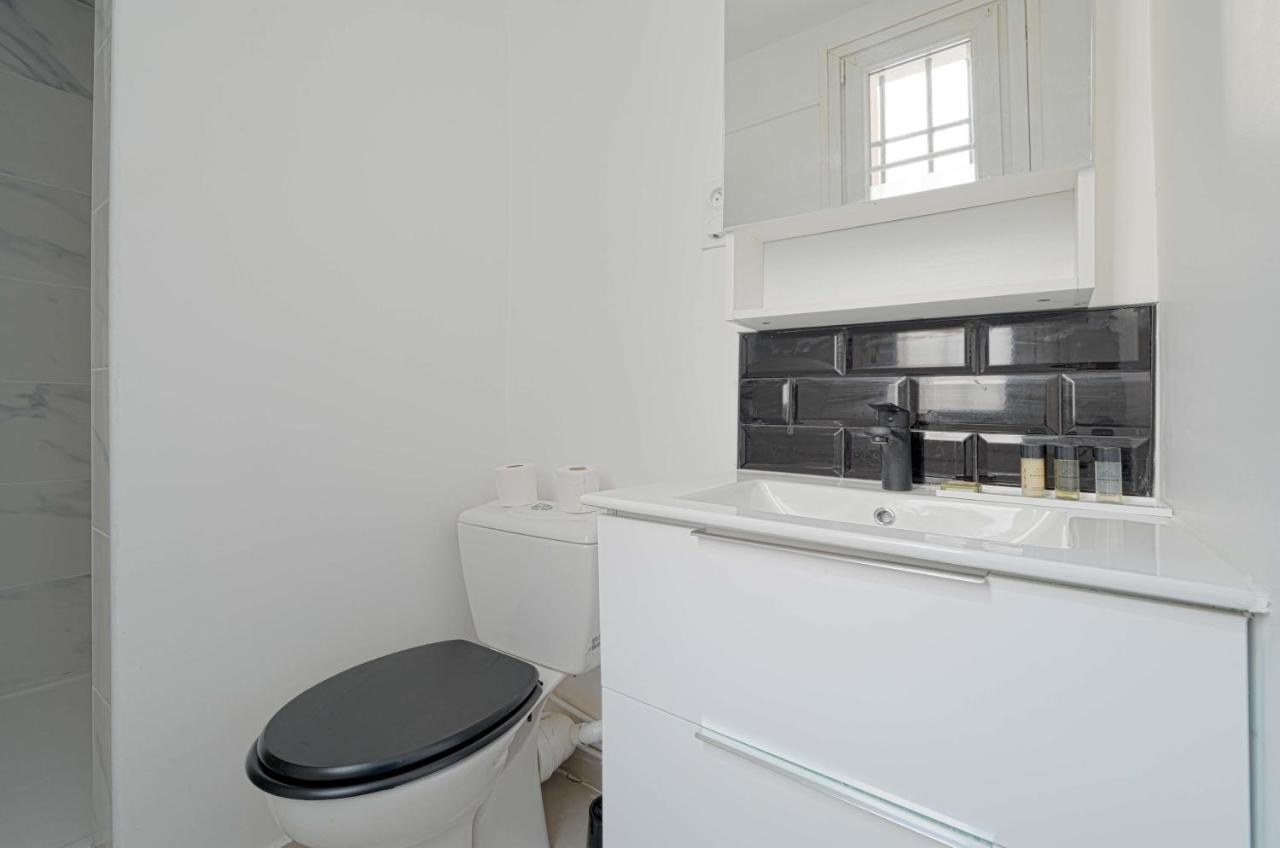 Charmant 2 Pieces A Issy- Les -Moulineaux Apartment Exterior photo